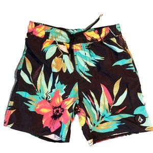 Boys Volcom swim shorts size S 8y
